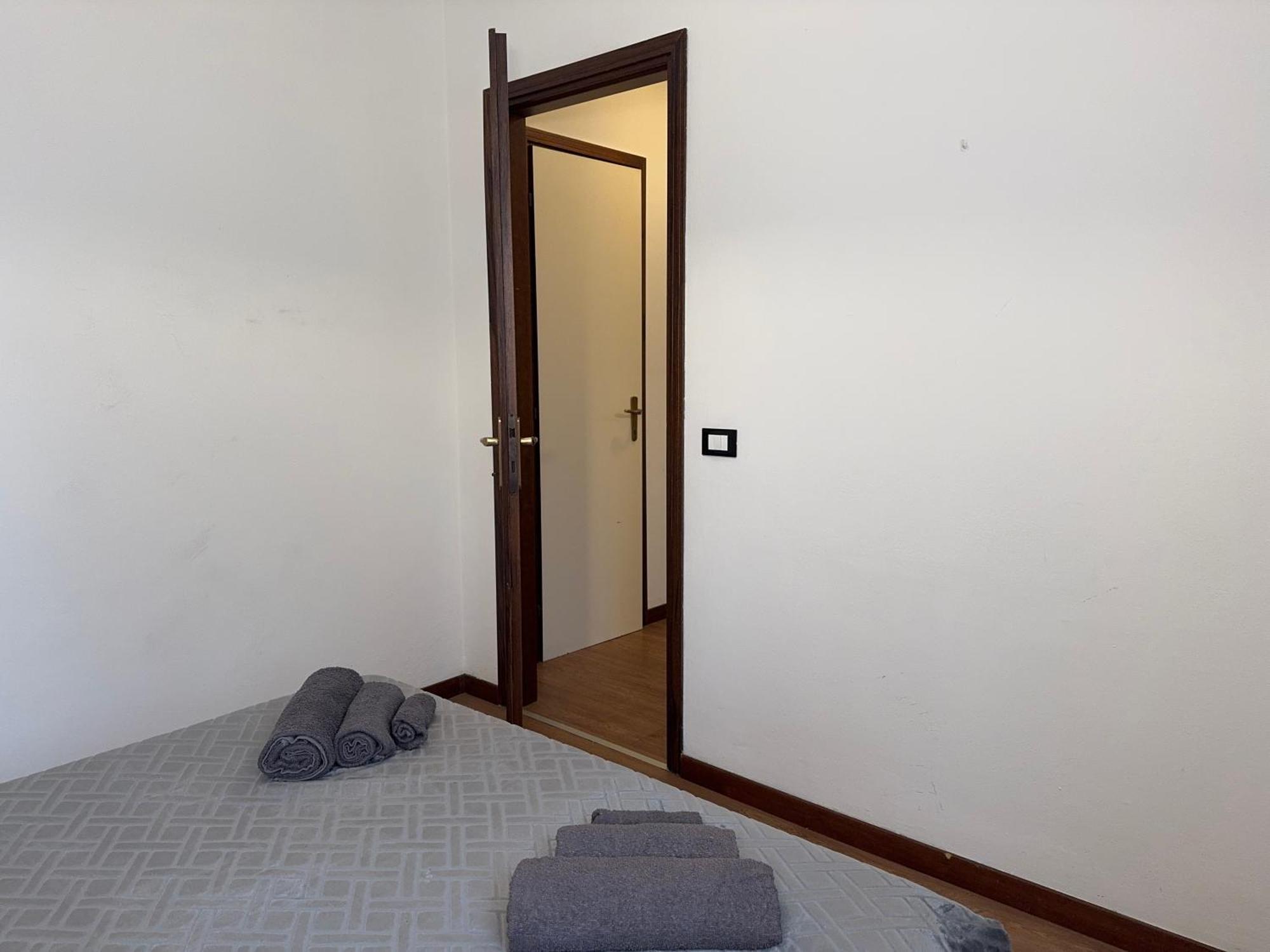5' From Punta Gro Beach With Free Swimming Pool Sirmione Eksteriør bilde