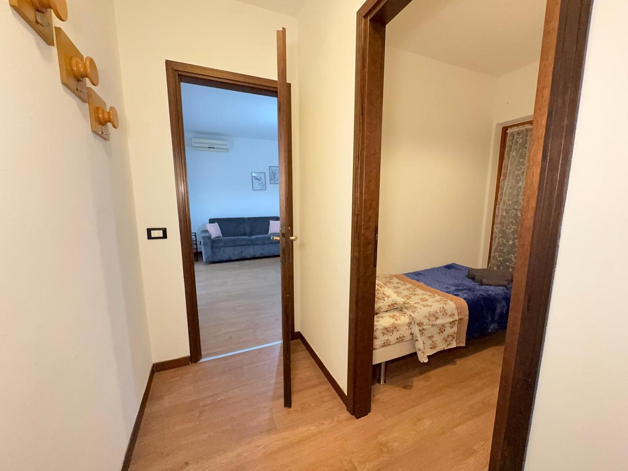 5' From Punta Gro Beach With Free Swimming Pool Sirmione Eksteriør bilde