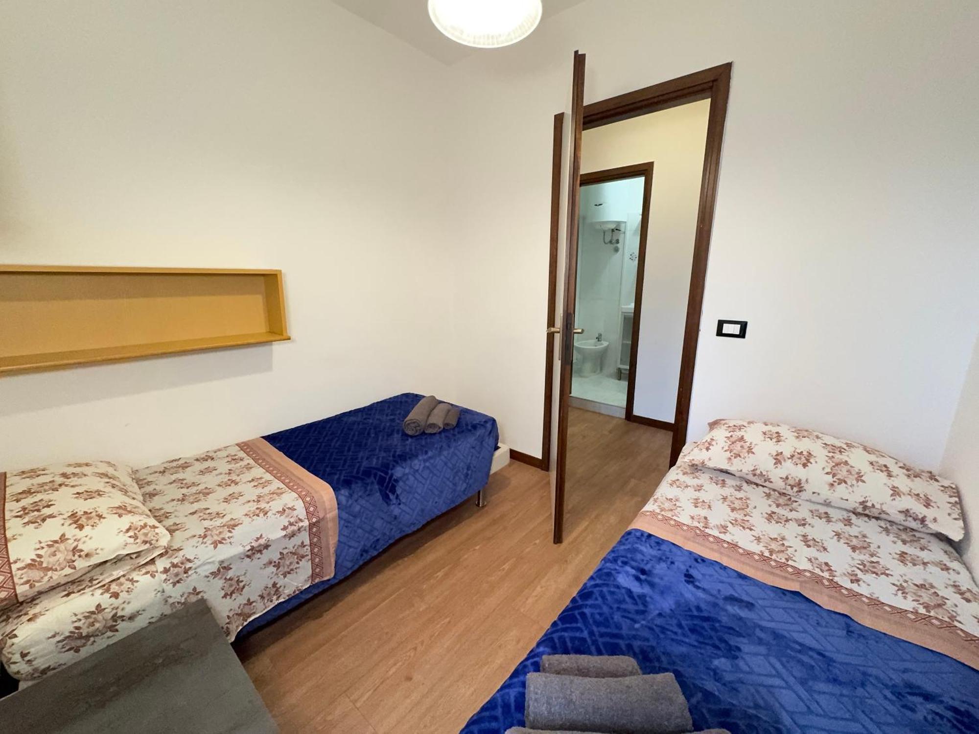 5' From Punta Gro Beach With Free Swimming Pool Sirmione Eksteriør bilde